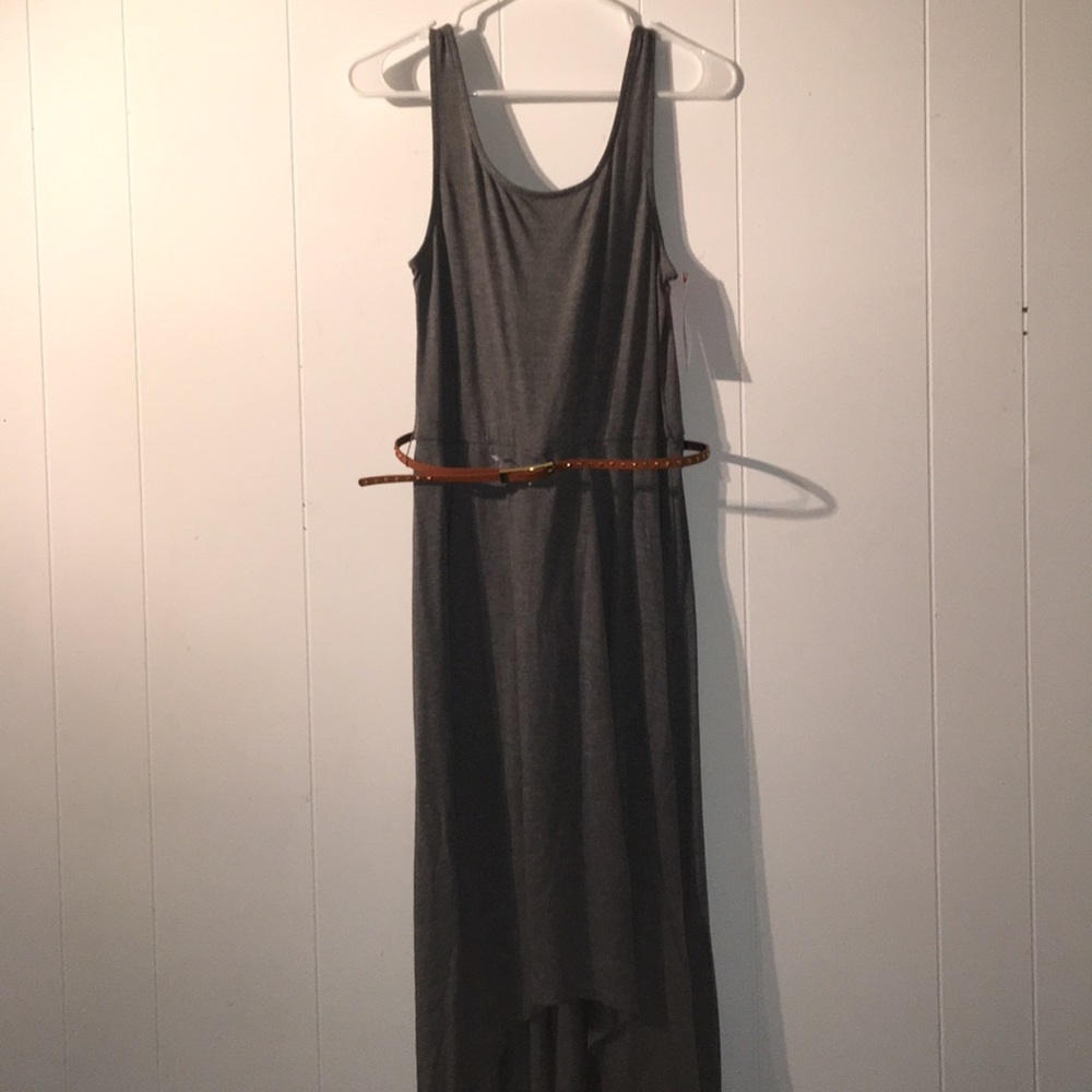 BRAND NEW Grey high-low dress with belt